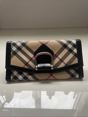 Burberry nova check wallet made in Italy